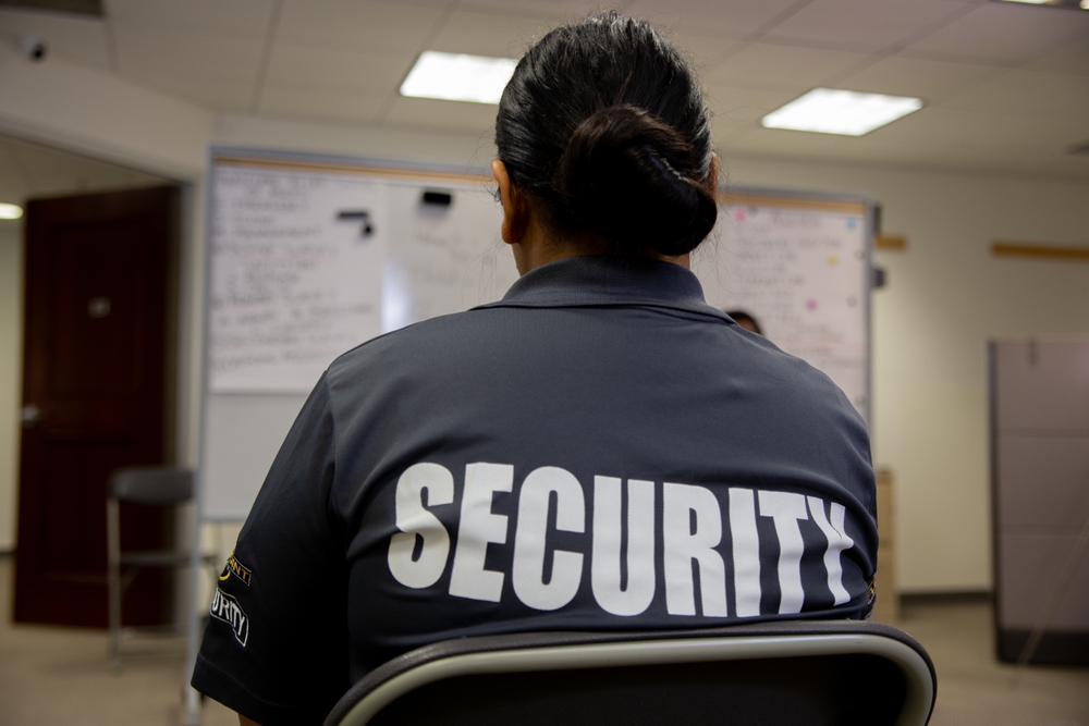 Security,Guard,In,Uniform,Is,Training,In,Meeting,Room